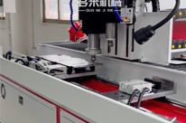 <b>數(shù)控鉆孔攻絲一體機加工精度評判標準是什么？</b>